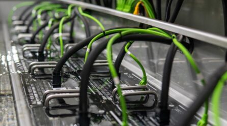 Enfriamiento líquido por inmersión para la minería de Bitcoin: la clave para la eficiencia energética