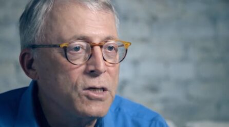 Peter Brandt reafirma su confianza en Bitcoin y lanza advertencia a la Generación Z