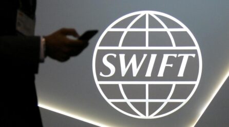 SWIFT impulsa una blockchain global junto a 30 bancos y ConsenSys
