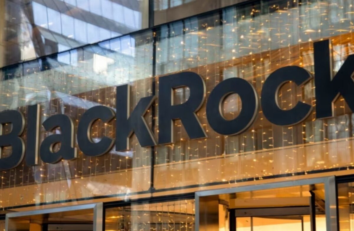 BlackRock propone a la SEC un ETF de Ethereum con recompensas de staking