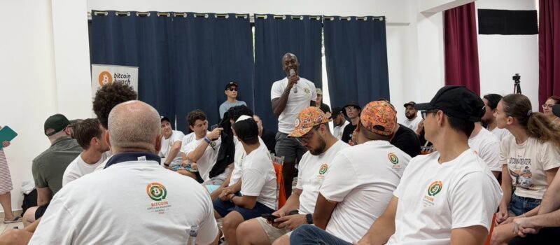 Éxito total en la cumbre de economías circulares de Bitcoin en El Salvador