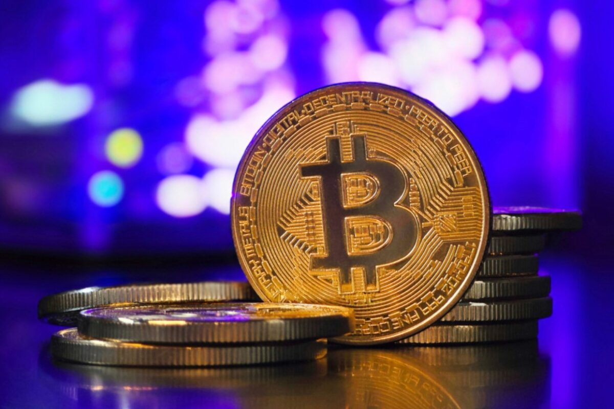 El precio de bitcoin habría tocado fondo: Bernstein proyecta los $150.000 para 2026