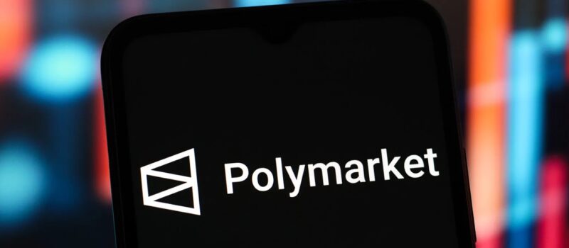 Polymarket otorga 83% de probabilidad a que bitcoin alcance los 80.000 dólares