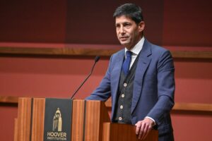El nominado para presidir la Fed revela inversiones por 100 millones de dólares en criptomonedas
