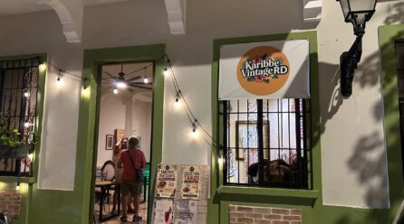 El turismo Bitcoin gana presencia en la Zona Colonial de Santo Domingo